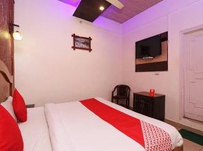 OYO 64747 Hotel Fabolosa