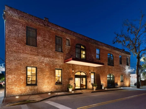 Staybridge Suites Savannah Historic District by IHG