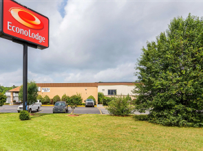 Econo Lodge Jacksonville near Little Rock Air Force Base
