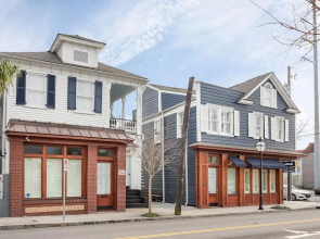 The Quarters on Spring