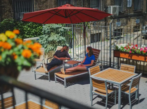 Chicago Getaway Hostel