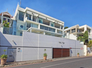 White Cliffs Penthouse - Clifton