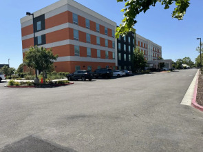 Home2 Suites by Hilton Hayward