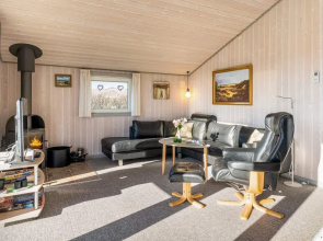 6 Person Holiday Home in Hemmet