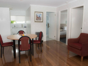Aloha Apartments