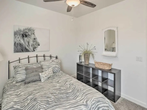 Idyllic Kingman Retreat With Yard - Near Hiking