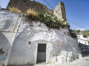Cueva de la Muralla - Sacromonte