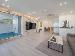 Pohang Etoile Poolvilla
