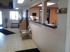 Super 8 Motel - Plymouth