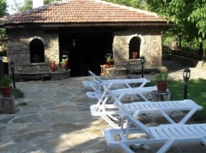 Guest House Kmetovite