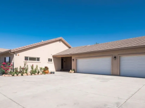 Prescott Luxury Home Near Golf Course And Airport 2 Bedroom Home by RedAwning