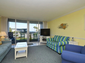 Shoreline 3024 Condo by RedAwning