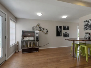 Gorgeous Luxury Bungalow W/hot Tub&fire Pit