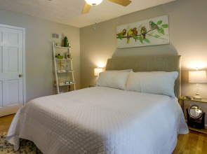 Near Hospitals: Convenient Atlanta Vacation Rental