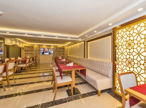 Marmara Place Old City Hotel