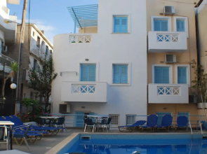 Super Economy Studio Located On the Ground Floor No Balcony