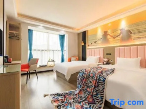 Xiangtan Jiadi Shiguang Hotel (Qi Baishi Memorial Hall Traditional Chinese Medicine Hospital)