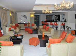 Karavostasi Beach Hotel