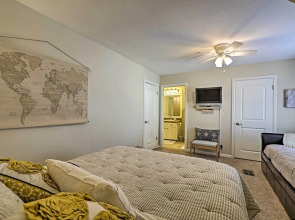 Modern Townhome w/ Patio, Next Door to Resort