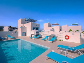 Xenos Villa 5 With a Private Pool Near the sea
