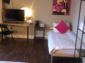 Izzy hotel ltd