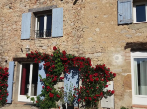 Bastide Provençale Les Mûriers d'Engaspaty