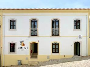 Musical Hostel
