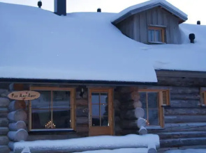 Far And Away Cabin