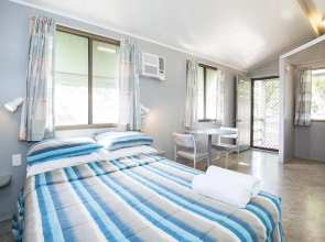 Secura Lifestyle Magnetic Gateway Townsville