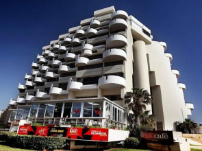 Marine Heights Suites