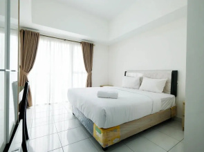 Scenic Studio Room at Casa De Parco Apartment