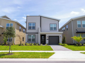 Gorgeous Family Friendly 5 Bd w Pool Close to Disney Storey Lake 2767