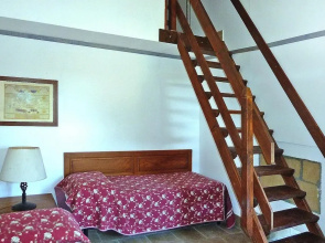 Family Apartment in Guardistallo With Pool