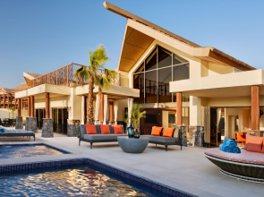 Lapita, Dubai Parks and Resorts, Autograph Collection