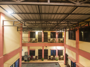 OYO 1416 Dewata Ayu Inn