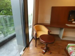 IP Royal Hotel - Couple Friendly Near Yamuna Sports Complex, Karkardooma New Delhi
