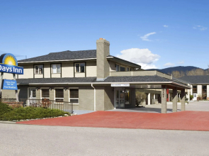 Days Inn by Wyndham Vernon