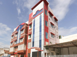 OYO 60090 Habiba Noor Inn