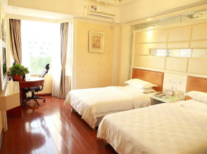 Bluesky Hotel