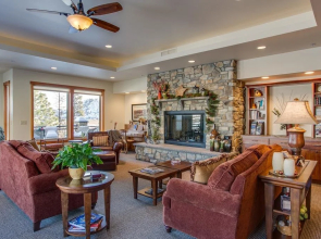 Cascade Valley Inn
