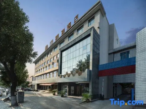 Century Star Chain City Yijia Hotel (Lingbao Railway Station)