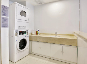 Отель Holiday Inn Express Langfang Park View