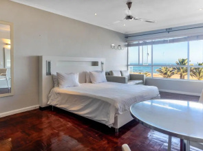 A Second Floor Studio With Sweeping Panoramic Views
