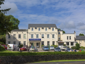 Newby Bridge Hotel