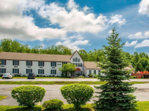 Rodeway Inn Lakeville