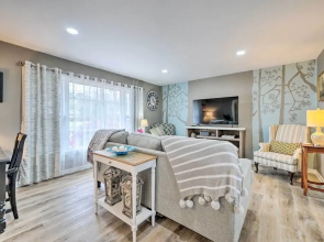 Cozy Wilmington Vacation Rental: 10 Mi to Beach!