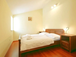 Spacious Villa With Private Pool and Enclosed Garden Near Porec and Beach