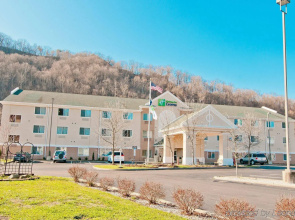 Holiday Inn Express Charleston-Kanawha City by IHG