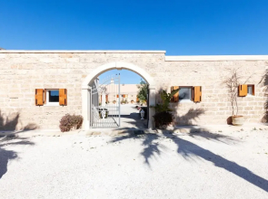 Masseria Misocampo With Garden And Pool