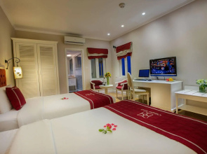 Calypso Grand Hotel